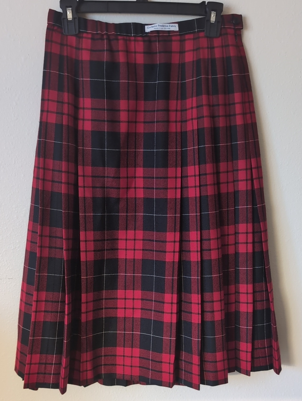 Pendleton Red and Black Plaid Pleated Skirt